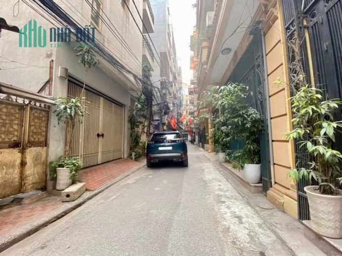 Thái Hà, ô tô vào nhà, 4 tầng đủ đồ ở luôn, 8.7 tỷ