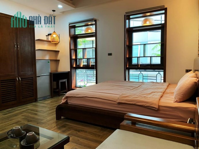 Bán nhà ở Bưởi, nhà đẹp ở ngay 49m 3 tầng 11,2 tỷ