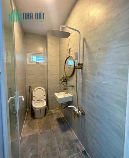 Nhà 4 lầu 5,8 tỷ TL Quận 11 Nhà 1/ cách MT đường Thái Phiên (20m)
