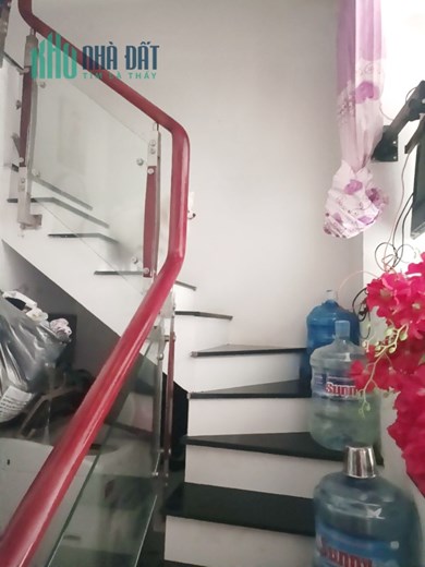 Nhà 3 tầng hẻm Phạm Thế Hiển Phường 5 Quận 8. Giá 4 tỷ TL