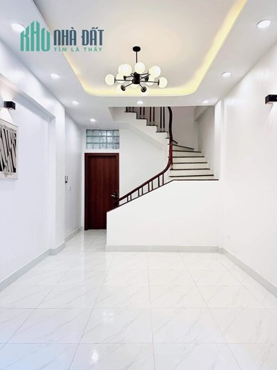 Bán ccmn Yên Hòa-ô tô-44m-9 phòng- DT540tr/năm-nhỉnh 7 tỷ