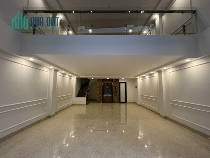 Bán Toà Nhà Văn Phòng Mặt 293 Khuất Duy Tiến, Oto Tải Tránh dt 66 m2 x 8 t giá 19.3 Tỷ