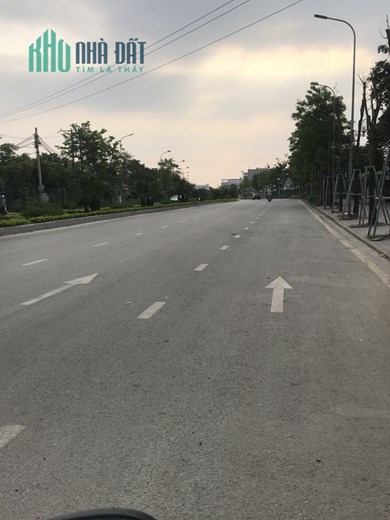 Bán nhà 3 tầng đẹp lung linh Xuân Nộn, Đông Anh ô tô 7 chỗ vào nhà 171m2 hơn 4 tỷ.