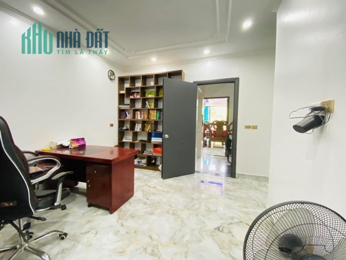 Siêu phẩm nhà đấu giá sân bóng Mậu Lương, Hà Đông, 60m2x5T, mt5, thang máy, 8 tỷ nhỉnh