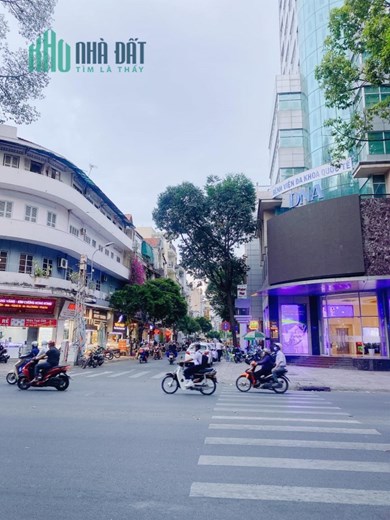 Bán Chung cư lầu 1 có lửng, Trần Hưng Đạo, Q5, 69m2, 2PN, chỉ 2.35 tỷ TL chính chủ.
