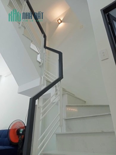 Hẻm ba gác thông Phạm Văn Chiêu,p13 GV 21m2 2.89ty