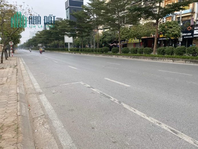 BÁN GẤP TOÀ NHÀ VĂN PHÒNG KHU VĂN CÔNG MAI DỊCH. DIỆN TÍCH 80M2* 8 TẦNG. LÔ GÓC
