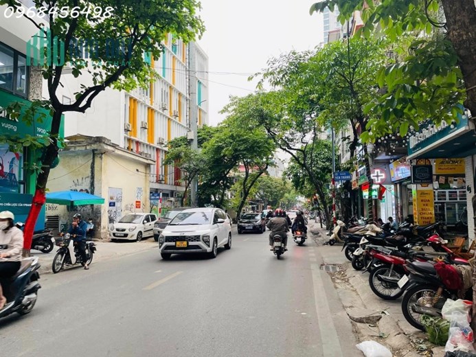 Bán Mảnh Đất Mặt Phố Thanh Am Cực Đẹp Đón Quy Hoạch, Đầu Tư Là Thắng, Chỉ 100tr/m2, Mặt Tiền Lớn