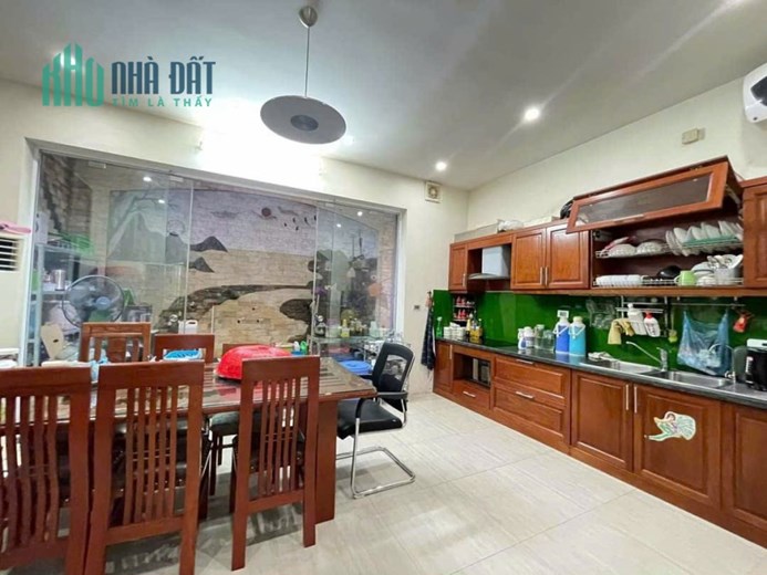 LIỀN KỀ NGUYỄN TRÃI THANH XUÂN - NHÀ SIÊU ĐẸP 5 TẦNG THANG MÁY- 
92M2 5 TẦNG MĂT TIỀN 5,5M