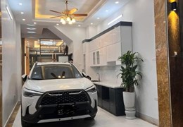 Cho thuê nhà #NGUYỄN_XIỂN, TX. 60m 4 Tầng Có GARA. 2 MẶT TIỀN. 5 PHòng Cực Rộng. 28tr