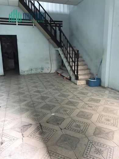 Nhỉnh 5 tỷ có nhà C4  50m2 xe hơi vào nhà đs 5 p17 GV