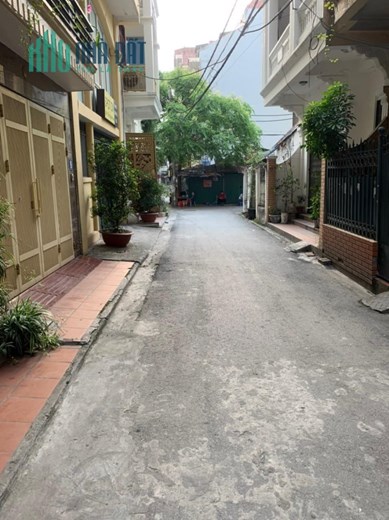 Bán nhà ngõ 1, Trần Quốc Hoàn, 50m, 5 tầng, MT 4.2m, giá 10.5 tỷ