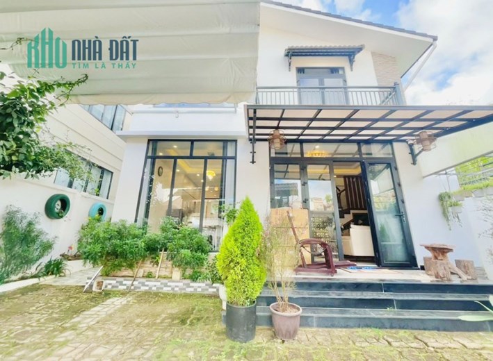 Biệt thự 250m2 tại Hùng Vương, P9, Đà Lạt. 15 tỷ ,1 trệt 1 lầu, để lại full nội thất