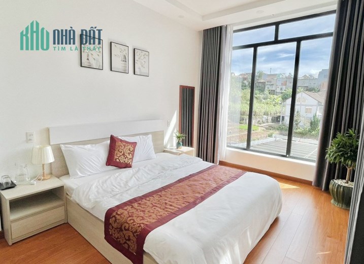Biệt thự 250m2 tại Hùng Vương, P9, Đà Lạt. 15 tỷ ,1 trệt 1 lầu, để lại full nội thất