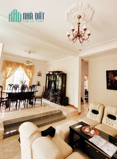 Biệt thự 418m2 tại Phường 8, Đà Lạt - 22 tỷ - Có 9 phòng ngủ, view thung lũng