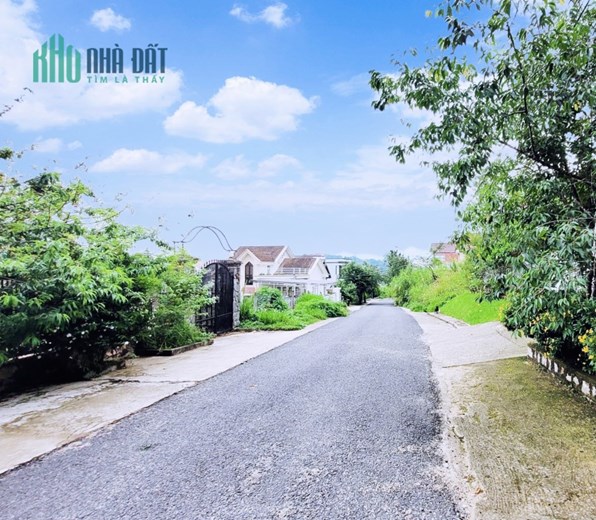 Biệt thự 418m2 tại Phường 8, Đà Lạt - 22 tỷ - Có 9 phòng ngủ, view thung lũng