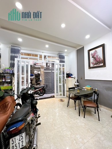 Bán nhà Đẹp Rẻ Q4 Tôn Thất Thuyết cách Q1- 150m NGANG 7.1 x 13 m đúc 
4 TẤM- 9PN-10WC - THU NHẬP