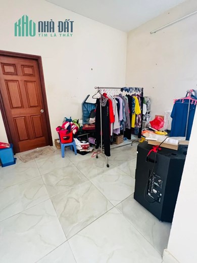 Nhà Huỳnh Thiện Lộc, Sát  MTKD. 4.1x20x3 Tầng, Nhà Đẹp. Chỉ 5 Tỷ 400 Triệu