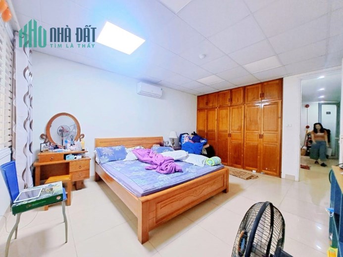 Phân lô ô tô tránh, căn góc, nhà đẹp, KD, Hào Nam, Đống Đa, 73m2, mt 10m, 21tỷ5