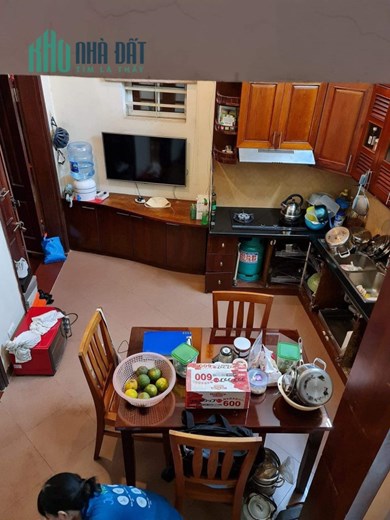 Bán nhà Ngõ oto đường Nguyễn Trãi, 45m2, mặt tiền 6m, lô góc
