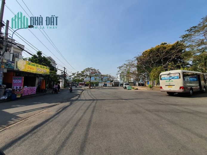 Bán dãy nhà trọ 6x21 hẻm xe hơi đường số 10 Linh Xuân