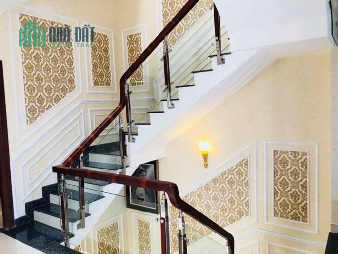 B.án Nhà Hẻm xe Tải Âu Cơ, P14, Tân Bình, 4.5m x 20m(90m2), 4L 5PN 5WC, Chỉ 8 Tỏi.