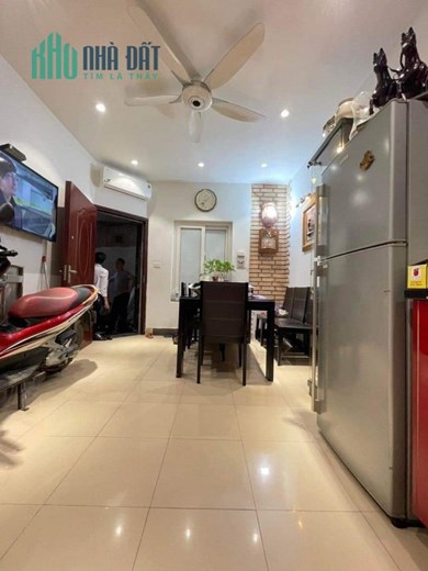 Bản nhà Ngô Sĩ Liên 20m từ tầng 2 là 30m 4 tầng mặt tiền 3.5M giá 2.85 tỷ Đống Đa