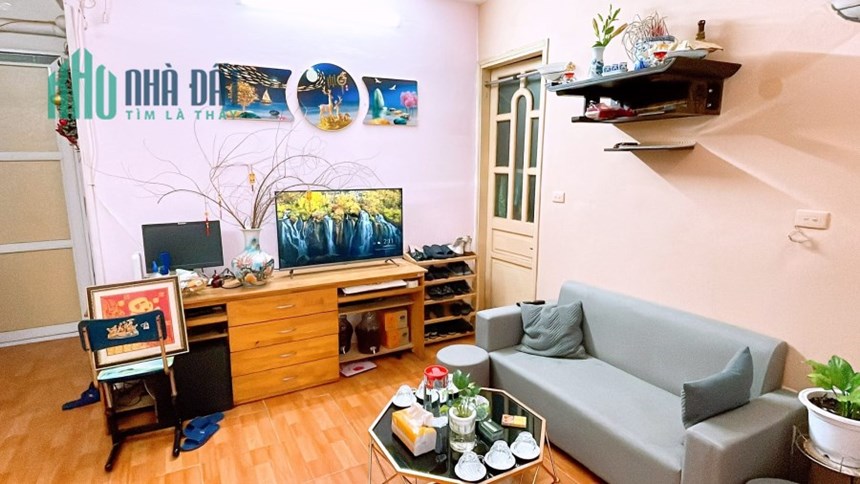 💥 Tập thể B7 Thành công 75m2 3PN + 2WC, Đẹp như chung Cư, Chỉ 2.35 Tỷ 💥