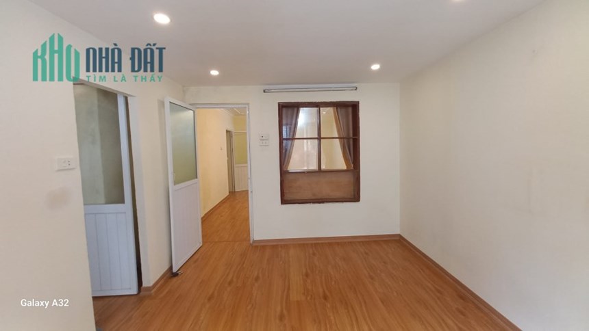 💥 Siêu rẻ Chỉ 1.97 Tỷ - Tập thể C8 Thành Công, Ba Đình, 55m2 3PN, SĐCC 💥