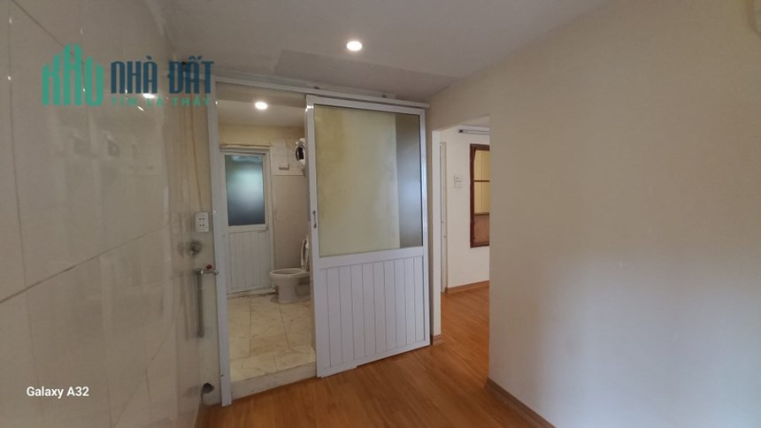 💥 Siêu rẻ Chỉ 1.97 Tỷ - Tập thể C8 Thành Công, Ba Đình, 55m2 3PN, SĐCC 💥