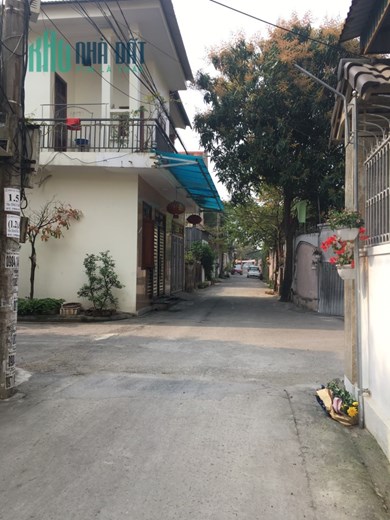 BÁN NHÀ 3 TẦNG 61m2 MỚI XÂY GẦN HỒ GOONG HỘ KHẨU TRƯỜNG THI