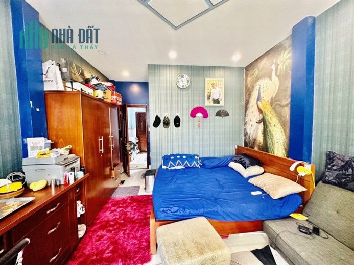Bán gấp nhà đẹp12m gần Tô Hiệu quận Tân phú 70m2 x4T hơn 8 tỷ