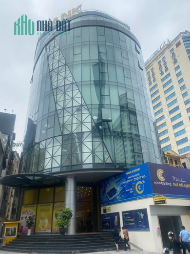 TOÀ BUILDING 12 TẦNG NGUY NGA PHONG CÁCH CHÂU ÂU