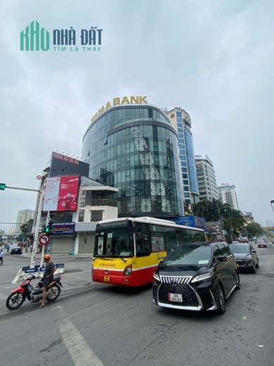 TOÀ BUILDING 12 TẦNG NGUY NGA PHONG CÁCH CHÂU ÂU
