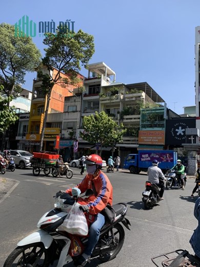 Mặt Tiền Hụt Đường 3/2 Quận 11-130Tr/M2- Kinh Doanh Đa Ngành Nghề, Hẻm Xe tải Tránh, Xíu 4Tỷ