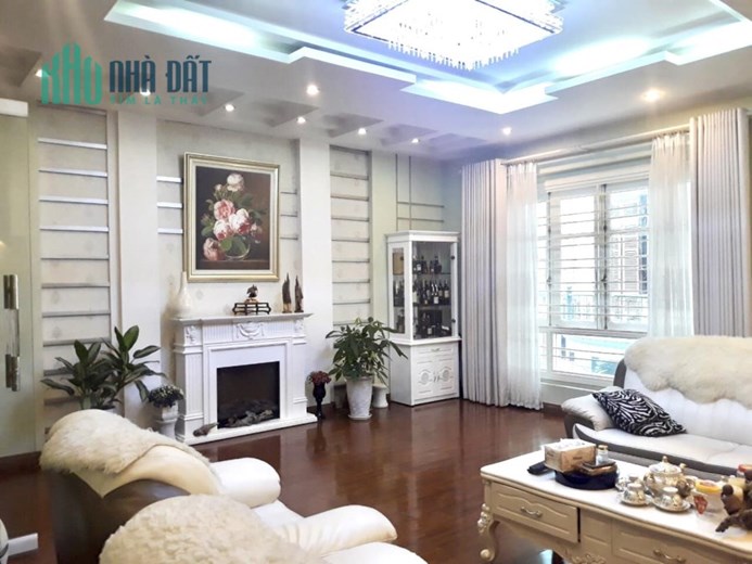 80m Mặt Tiền 7m Phố Nguyễn Phúc Lai Đống Đa. Nhà Phân Lô Ô Tô Tránh. Chủ Thiện Chí Bán.