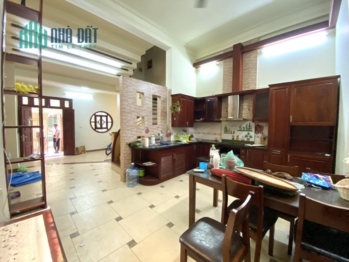 BÁN NHÀ ĐƯỜNG  Ô TÔ TRÁNH - NGÕ THÔNG - RẼ NHẸ RA PHỐ - BIỆT THỰ MI NI - PHỐ VÍP - Ở SƯỚNG