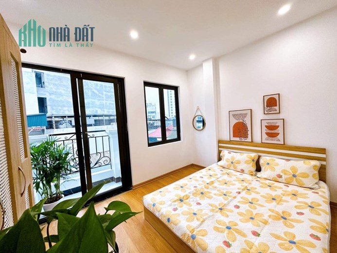 Bán nhà  CCMN Xuân Thủy, Cầu Giấy 63m, 6 tầng TM, 11 phòng, DT 1 tỷ 1 năm,  12 tỷ8.