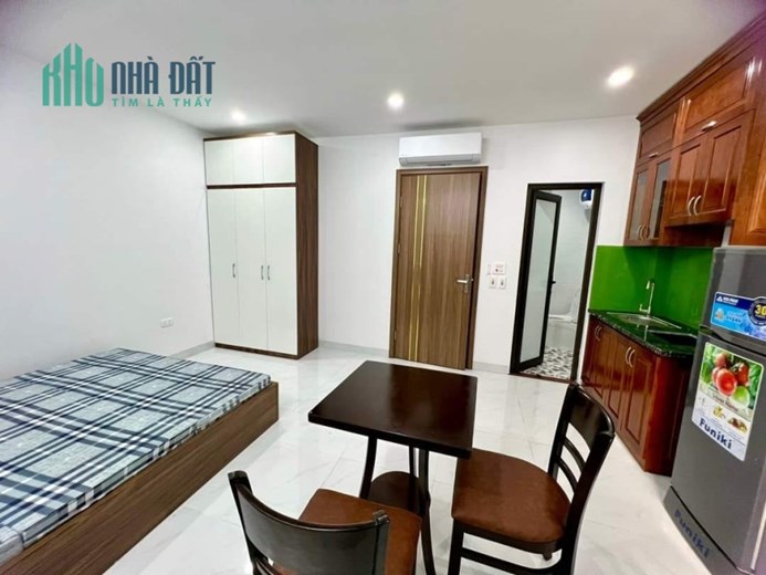 Bán gấp CCMN Trung kính 70m2 x 7T, Thang Máy, 12 phòng Khép kín, full NT, 12.5 tỷ.