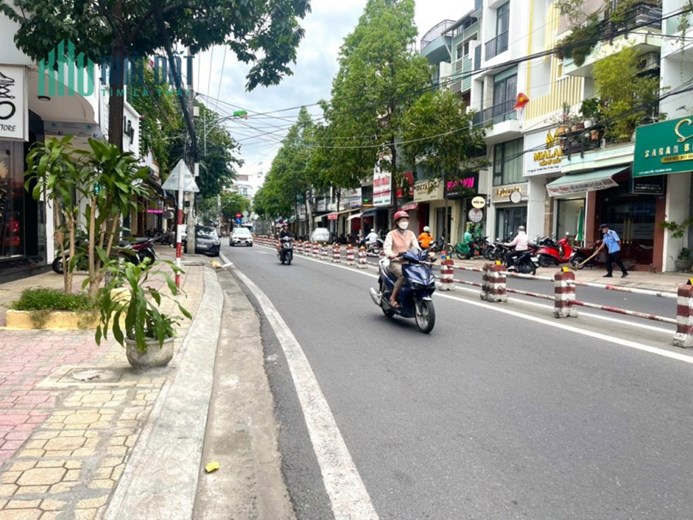 Bán lỗ nhà 3T phố N.T.Minh Khai, Nha Trang 4,2 tỷ