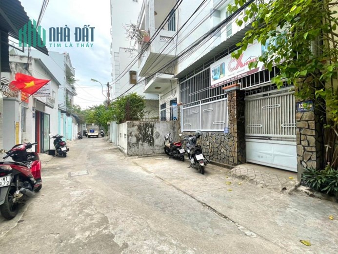 Bán lỗ nhà 3T phố N.T.Minh Khai, Nha Trang 4,2 tỷ