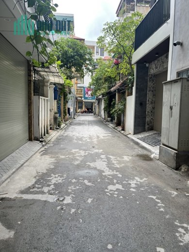 NHÀ ĐẸP 5 TẦNG NGUYỄN VĂN CỪ  - Ô TÔ TRÁNH - NGÕ THÔNG - GARA - THANG MÁY KÍNH NHẬP KHẨU - KINH