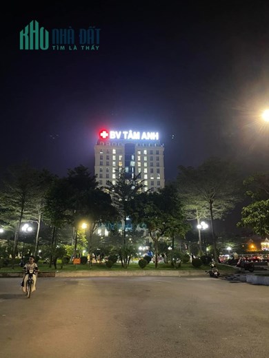 BÁN NHÀ BỒ ĐỀ40M 5TẦNG GIÁ 4TỶ “NHÀ  MỚI ĐẸP, NỘI THẤT SỊN”.