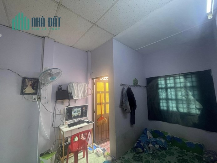 Bán nhà đường Kênh Tân Hóa, Tân Phú, 37m2, ngang hơn 3m, 2 tầng, 2PN, chỉ 3.1 tỷ TL chính chủ.