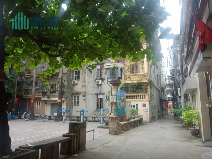 Bán gấp nhà phân lô phố Tô Hiệu, Hà Đông, 52m2 4 tầng cạnh sân chơi giá 5 tỷ