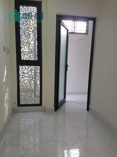 GẤP BÁN nhà DT lớn 40M2 - Công nhận đủ - Gần  MT Cách Mạng Tháng 8 Phường 10 Quận 3