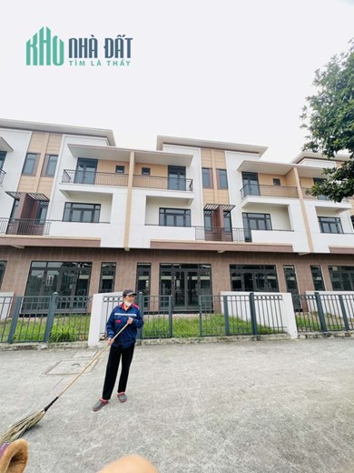 Chỉ từ 7 tỷ sở hữu ngay nhà phố 3 tầng mặt tiền kinh doanh lớn Centa Vsip Từ Sơn