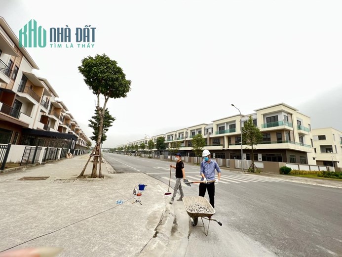Chỉ từ 7 tỷ sở hữu ngay nhà phố 3 tầng mặt tiền kinh doanh lớn Centa Vsip Từ Sơn