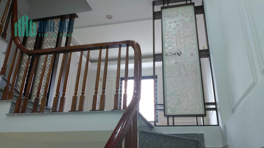 Bán nhà Tứ Hiệp, Trung tâm Thanh Trì, 3,9 tỷ 5 tầng mới tinh, gần chợ, trường, tiện ích bạt ngàn