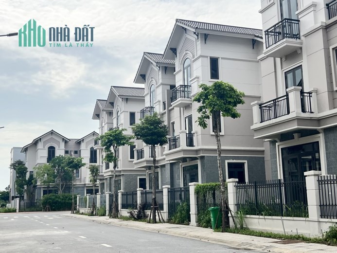 Biệt thự song lập khu đô thị Centa City chỉ 6,x tỷ vị trí đẹp